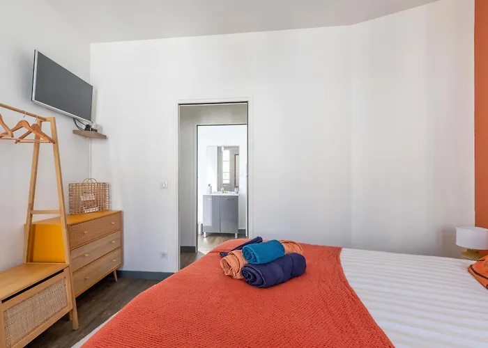 公寓 Maisonnette Au Coeur De 干邑